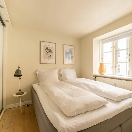 Bright For Two Near Metro & Sights 아파트 코펜하겐