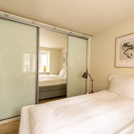 Bright For Two Near Metro & Sights Апартаменты Копенгаген