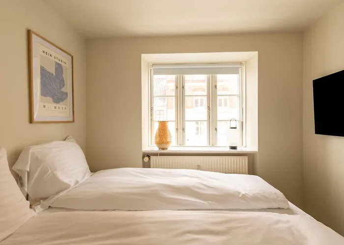 Bright For Two Near Metro & Sights 아파트 코펜하겐