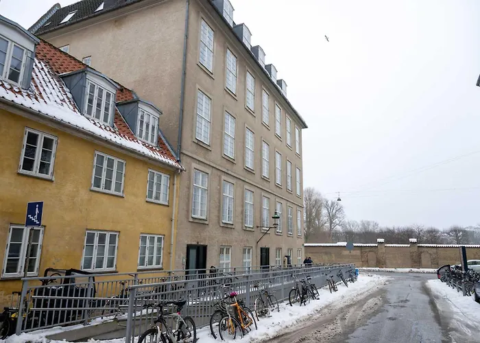 아파트 Bright For Two Near Metro & Sights *